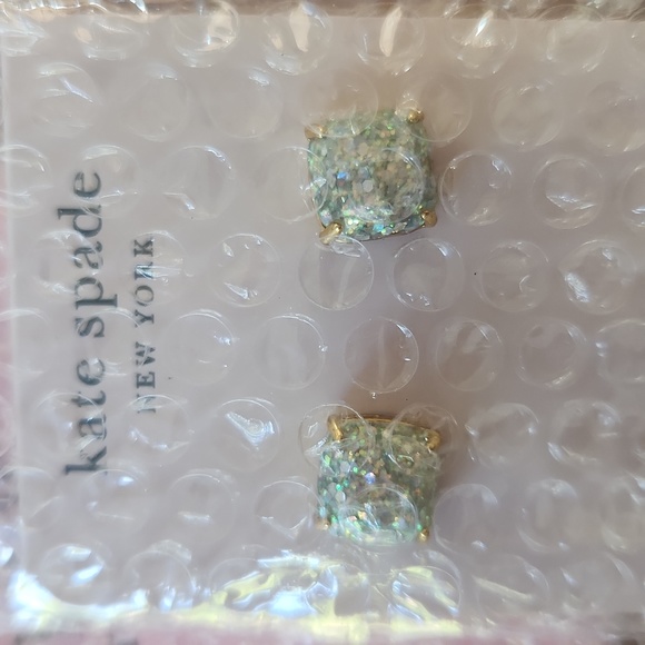 Kate Spade gum drop earrings, NWT - Picture 3 of 3